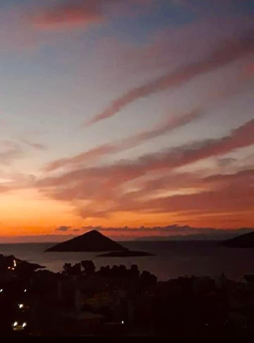 Studio With Unique View Near The Beach! Porto Rafti Ngoại thất bức ảnh